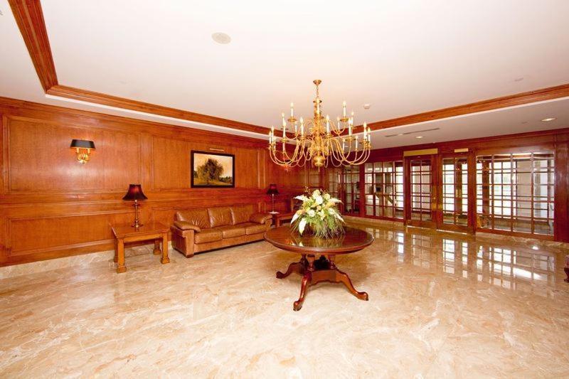 Corporate Stays 50 Laurier Splendid Apartments أوتاوا المظهر الخارجي الصورة