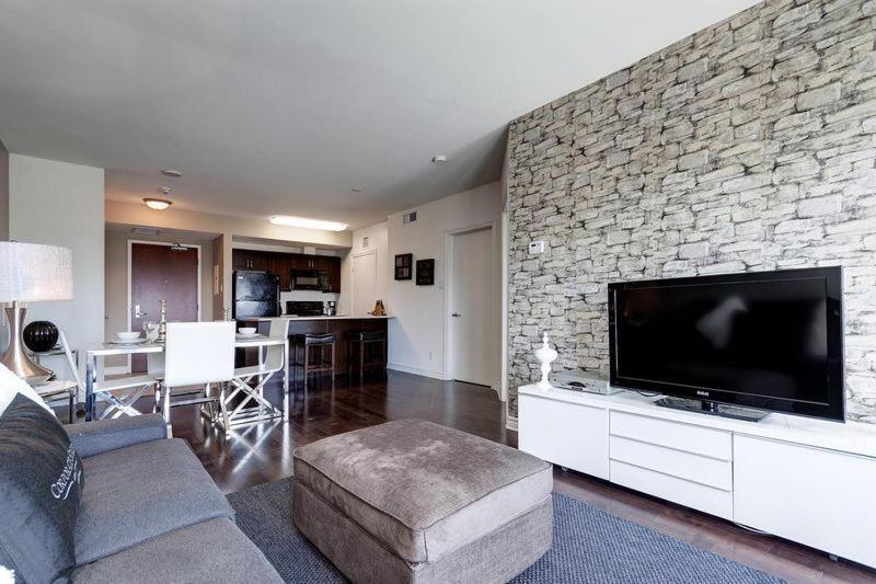 Corporate Stays 50 Laurier Splendid Apartments أوتاوا الغرفة الصورة
